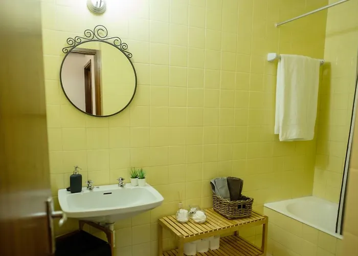 Cozy 3 In Centre * פנאפיל